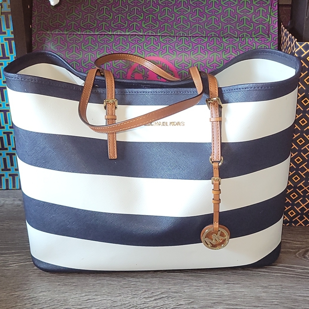 Michael Kors Tote